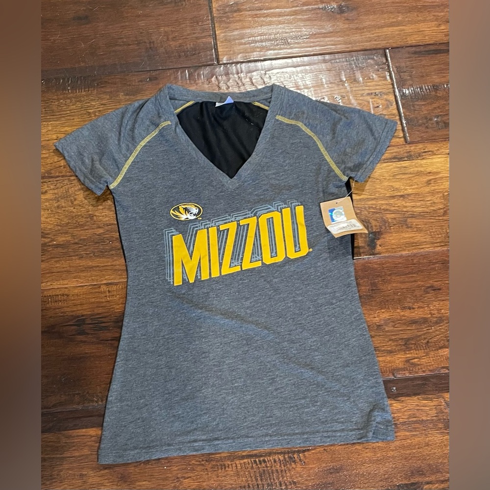 Rivalary Threads Mizzou T-shirt size medium